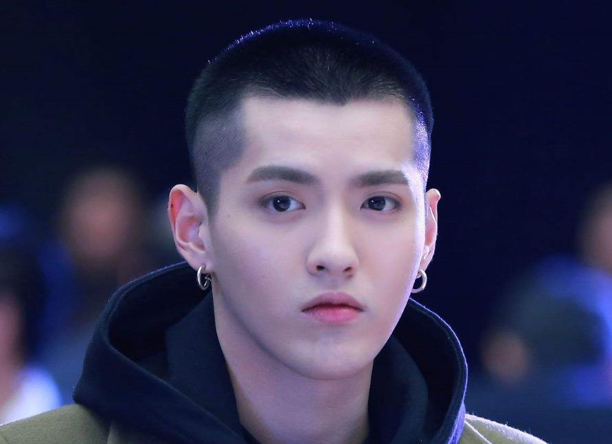 男人嘴小什么命